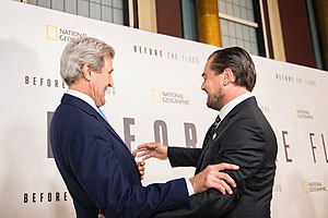 John Kerry y DiCaprio durante la proyección del documental Before the Flood