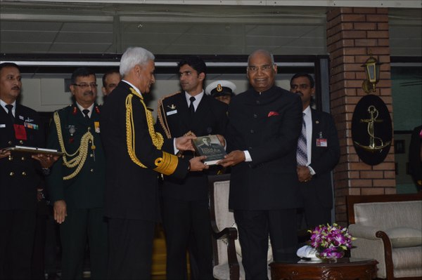 President Ram Nath Kovind releasing Adm Pereira's biography, with Chief of the Naval Staff Admiral Sunil Lanba.