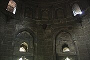 The mausoleum contain the grave of Sikandar LodI’s tomb and surrounded by a square garden, enclosed within high walls.