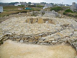 Anschauliches Bild der megalithischen Nekropole von Pointe du Souc'h