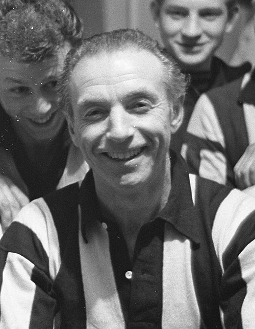 Matthews in 1962