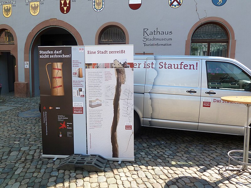 File:Staufen.Protest.jpg