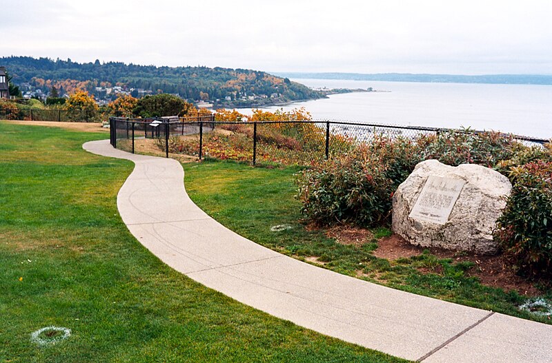 File:Sunset Hill Park 1.jpg