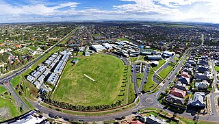 <span class="mw-page-title-main">Thomas Carr College</span> School in Tarneit, Victoria, Australia