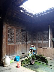 Tianjing inside a residence of Fengcheng Tianjing of a residence in Fengcheng.jpg