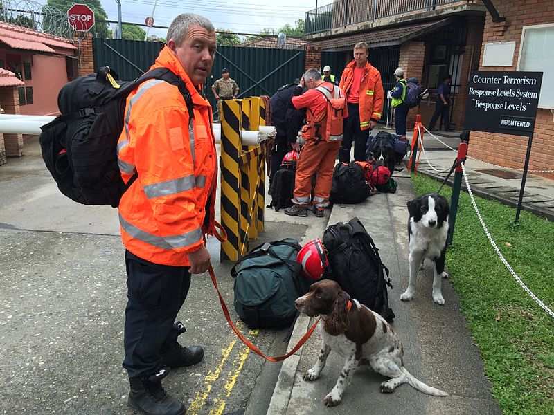 File:UK search and rescue team in Nepal (17091968607).jpg