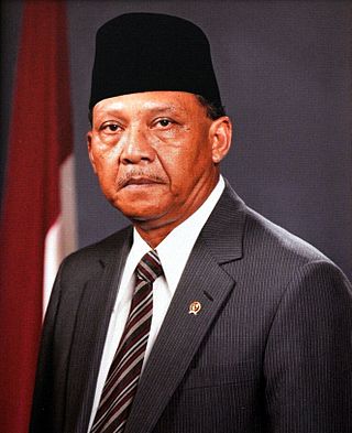 <span class="mw-page-title-main">Umar Wirahadikusumah</span> 4th Vice President of Indonesia