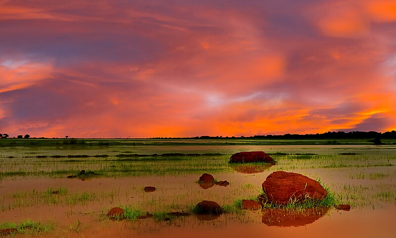 File:Under an African Sky - panoramio.jpg