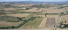 La Val d'Orcia grossetana che si apre verso la
Valle dell'Ombrone vista da Montenero d'Orcia