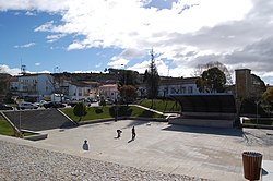 Ĉefa placo en la centro de Vimioso