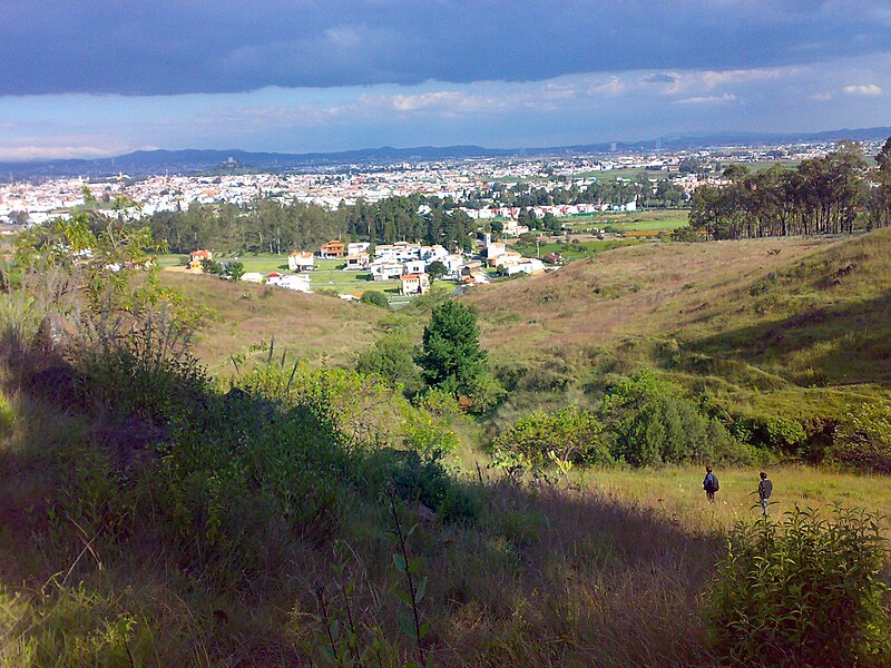 File:Vista desde el Cerro del Zapotecas.jpg