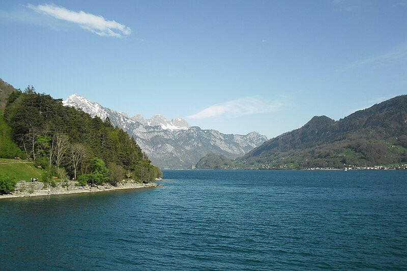 File:Walensee bei Quinten 0883.jpg