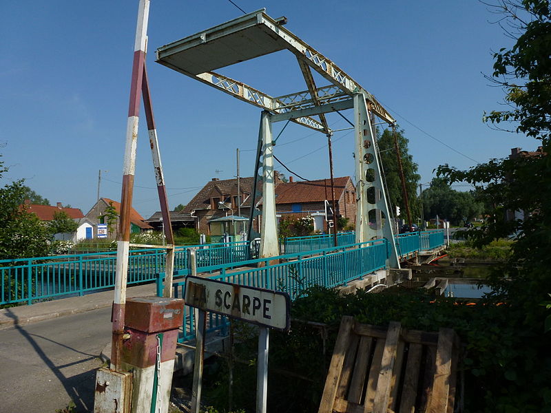 File:Warlaing (Nord, Fr) pont bascule sur la Scarpe 01.JPG