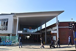 West Hampstead Overground Station (geograph 6510672) .jpg