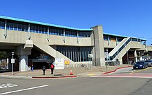 West Oakland station in 2018 West Oakland station from parking lot, April 2018.JPG
