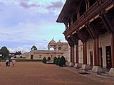 English: Shri Swaminarayan Mandir London