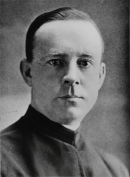 File:William Devlin, SJ.jpg