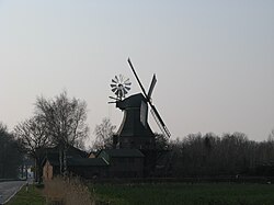 Windmühle Ursula in Barlt (Dithmarschen).jpg