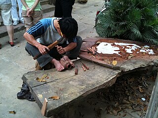 Kim Bồng woodworking village