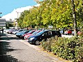 Der Schüler-Parkplatz des Rudi-Stephan-Gymnasiums und des Bildungszentrums
