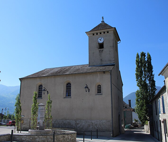 File:Église Saint-Laurent de Lau (Hautes-Pyrénées) 1.jpg