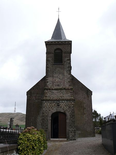 File:Église Saint-Maxime d'Escalles - 1.jpg