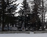 Братська могила радянських воїнів в селі Тарандинці.jpg