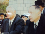 Миниатюра для Файл:Муху Алиев и Магомедали Магомедов в с. Гимры 1997 год.png