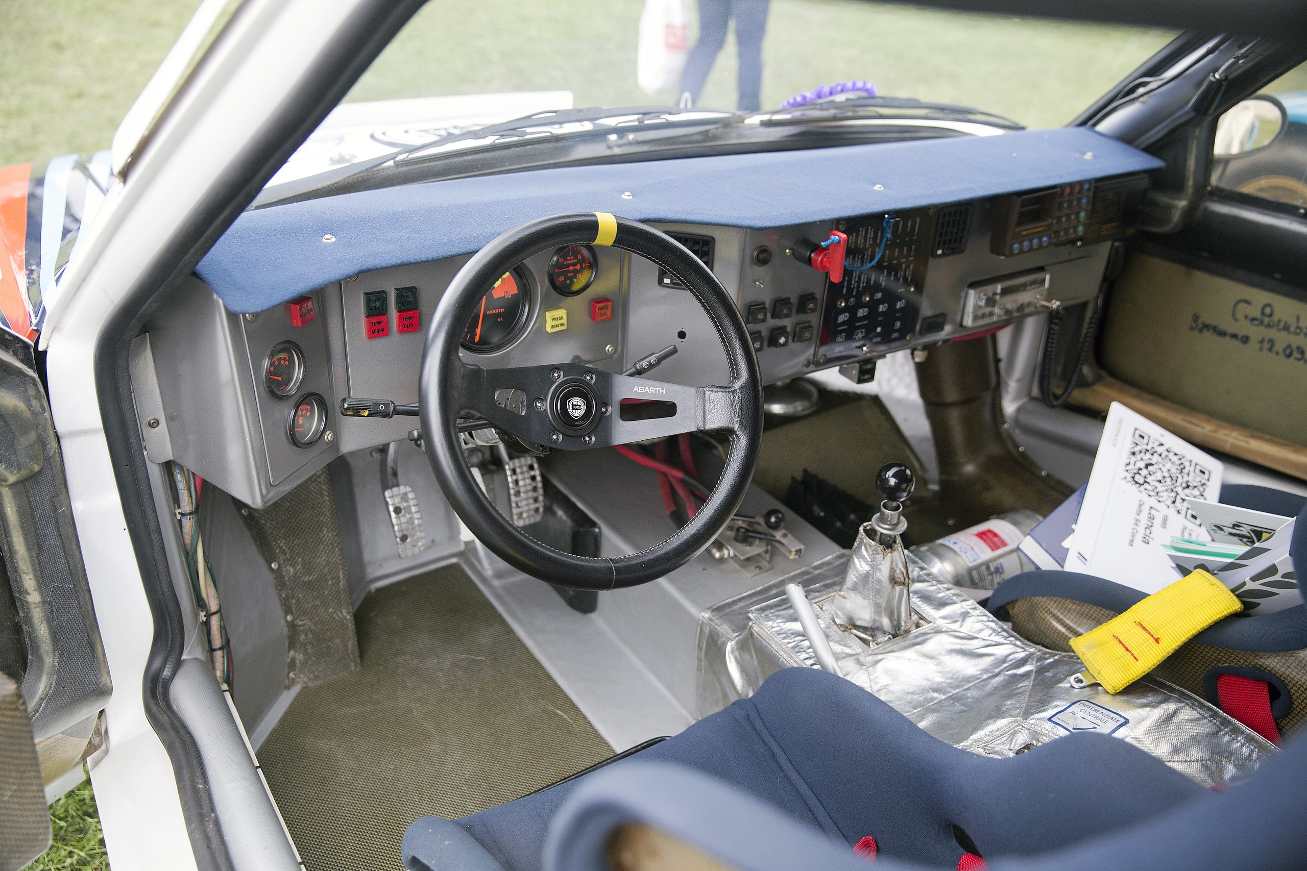 Lancia Delta S4 (ex-Toivonen), interior - 2021.jpg - Wikimedia Commons