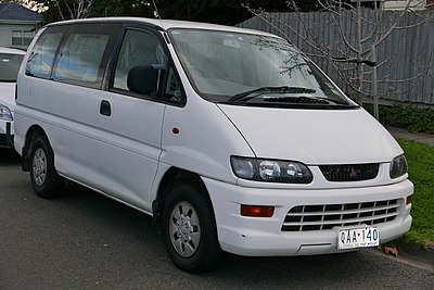 1999 Mitsubishi Starwagon GLX (Australia)