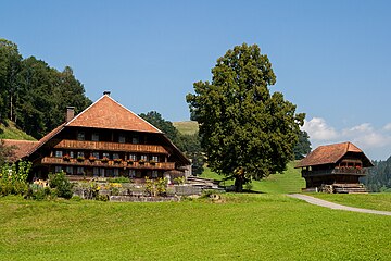 Kmetija «im Lehn» s kaščo v Bärau