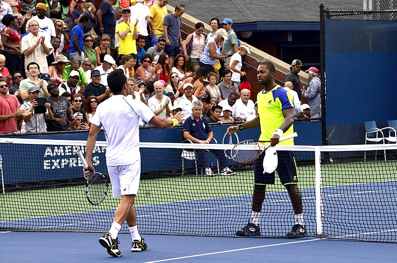 File:2013 US Open (Tennis) - Qualifying Round - Victor Estrella Burgos and Donald Young (9754460131).jpg