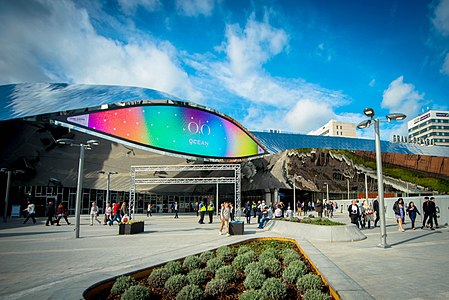 Birmingham New Street station after completion 2015-09-23 New St East Entrance.jpg