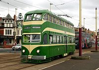 Doppelstock-Straßenbahn in Blackpool.