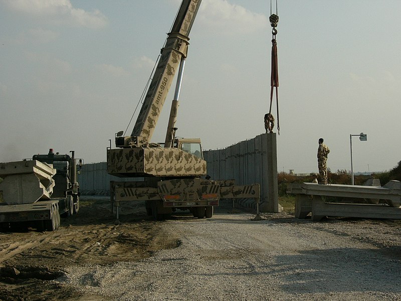 File:AMT 950 in Irak.jpg