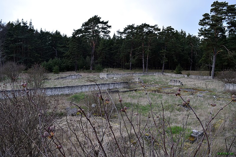 File:Abandoned Buildings - panoramio.jpg