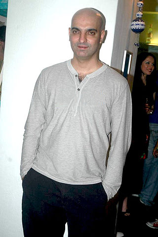 <span class="mw-page-title-main">Abbas Tyrewala</span> Indian screenwriter and director