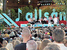 Allsang pa Skansen Allsang pa Skansen 2004-07-20.jpg
