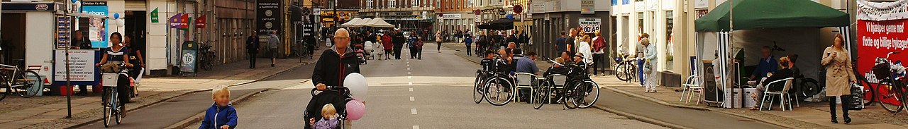 Amagerbrogade Copenhagen without cars banner.jpg