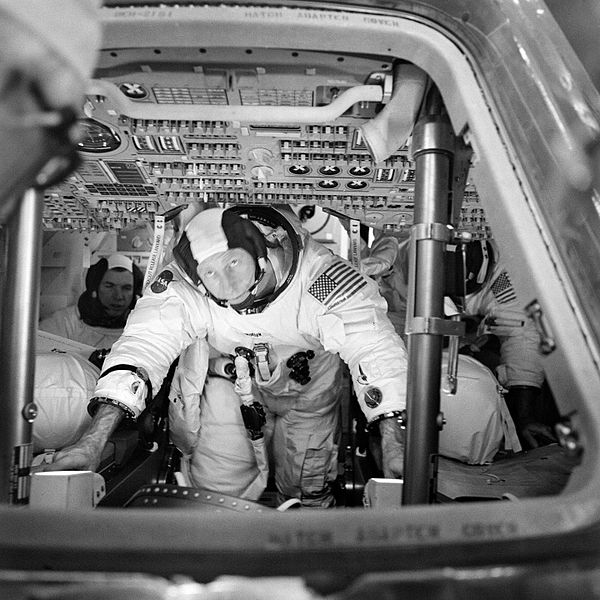File:Apollo 15 crew during training.jpg