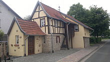 Wilhelmstrasse 13: Baroque timber-frame house (Pfortnerhauschen) Bad-sobernheim pfortnerhauschen 20130514 2.jpg