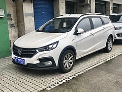 דגם "Baojun 310W" - סטיישן