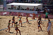 Deutsch: Beachhandball bei den Olympischen Jugendspielen 2018; Tag 4, 10. Oktober 2018; Mädchen, Vorrunde, Gruppe A - Ungarn-Chinese Taipei (Taiwan) 2:0 English: Beach handball at the 2018 Summer Youth Olympics at 10 October 2018 – Girls Preliminary Round Group A‎ – Hungary-Chinese Taipei 2:0