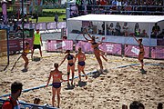 Deutsch: Beachhandball bei den Olympischen Jugendspielen 2018; Tag 3, 10. Oktober 2018; Mädchen, Vorrunde, Gruppe B - Niederlande-Argentinien 2:0 English: Beach handball at the 2018 Summer Youth Olympics at 10 October 2018 – Girls Preliminary Round Group B‎ – Netherlands-Argentina 2:0