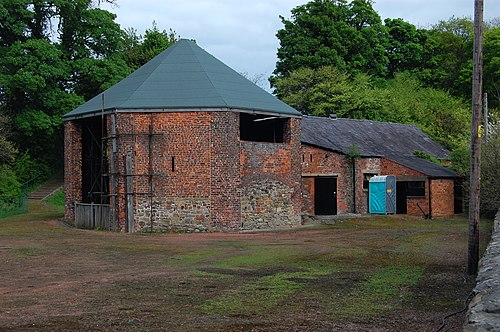 The octagonal building is where the casting of cannon took place, as well as the iron production for them Bershamoctagonal.JPG