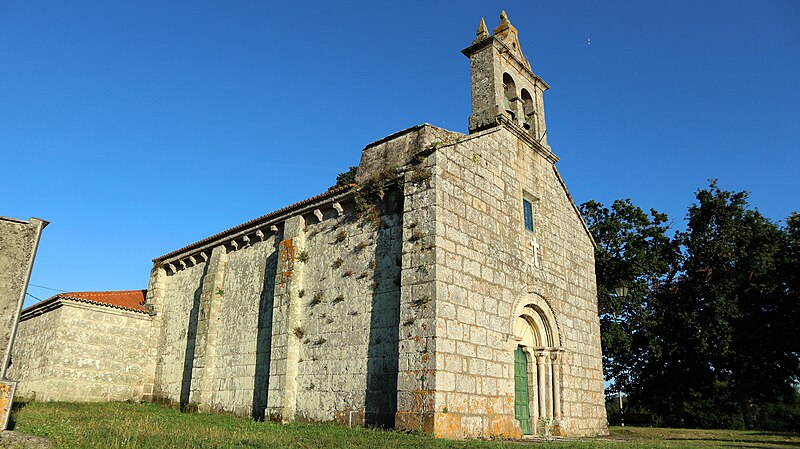 File:Betanzos Tiobre Igrexa de San Martiño 14.jpg