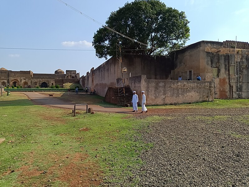 File:Bidar fort 109.jpg