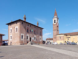 Borghetto Lodigiano - piazzale Carlo Alberto dalla Chiesa.JPG