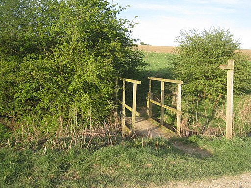 Bridge on the Bridleway - geograph.org.uk - 2352143