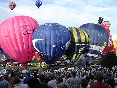 布斯托国际热气球节